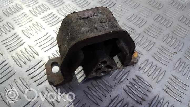 Opel Calibra Supporto di montaggio del motore 90279258