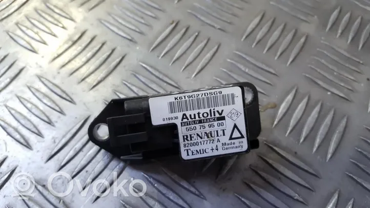 Renault Laguna I Sensore d’urto/d'impatto apertura airbag 8200017772a