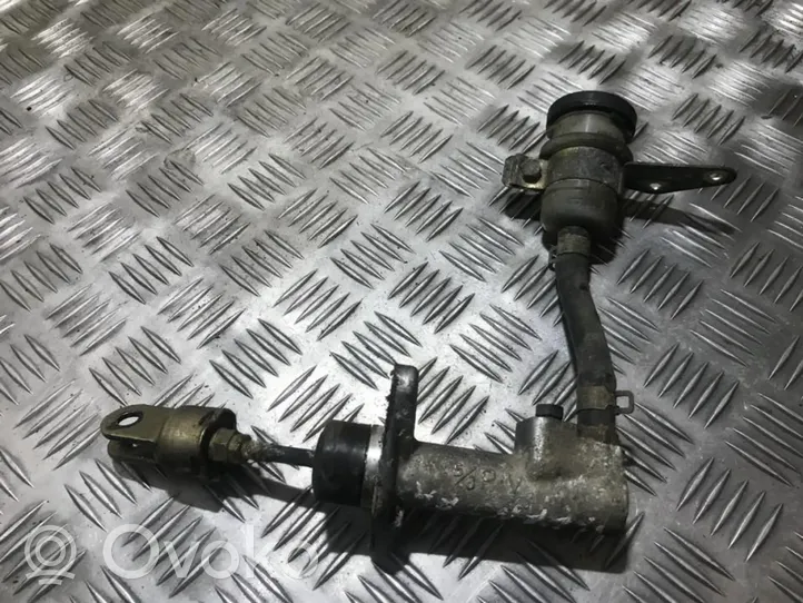 Hyundai Lantra II Clutch master cylinder 