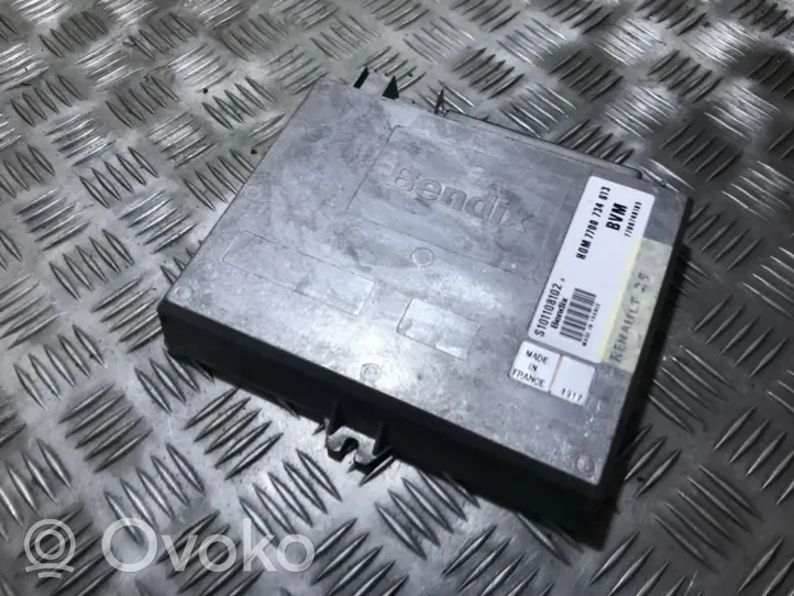 Renault 25 Sterownik / Moduł ECU 7700748185