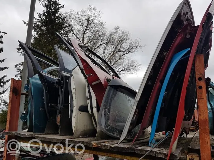 Nissan Micra Pokrywa przednia / Maska silnika vysninis