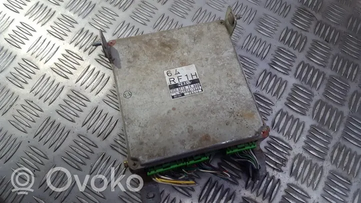 Mazda 323 Sterownik / Moduł ECU RF1H18880D