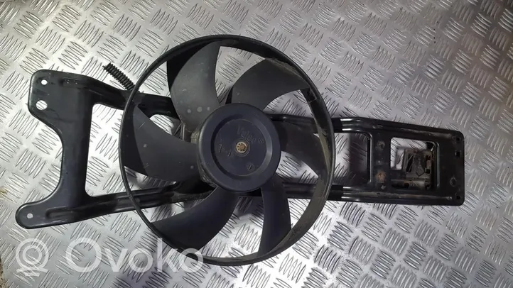 Renault Megane I Convogliatore ventilatore raffreddamento del radiatore 834175MD