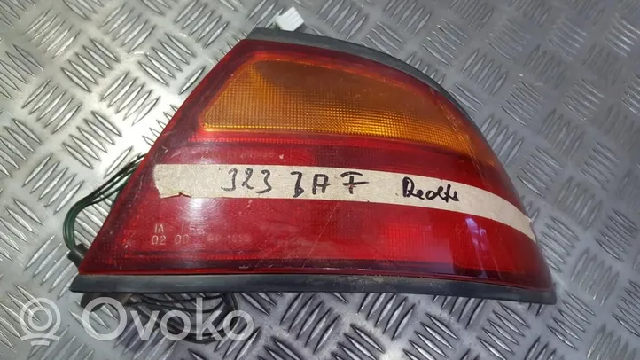 Mazda 323 F Luci posteriori 0431439