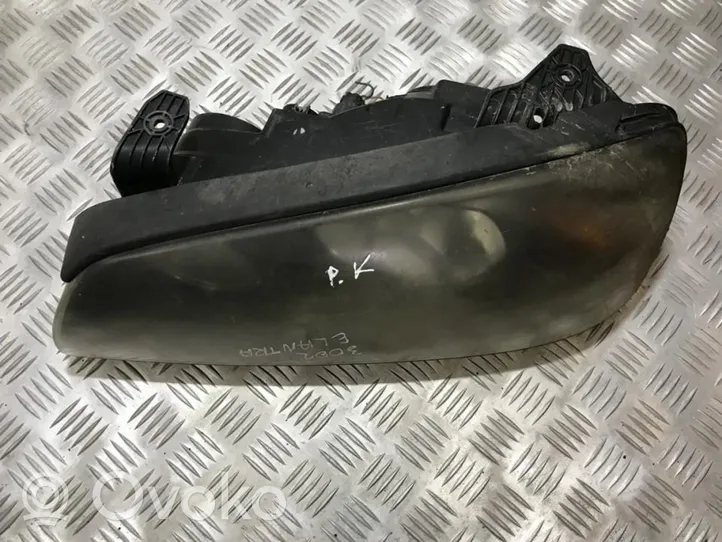 Hyundai Elantra Headlight/headlamp 