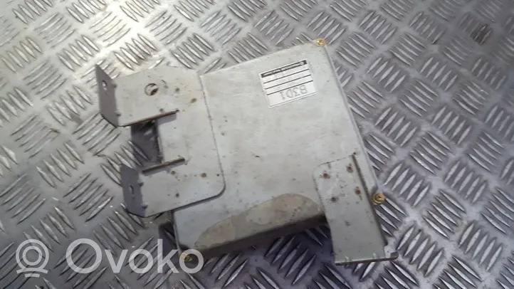 Mazda 121 Sterownik / Moduł ECU B3D118881C