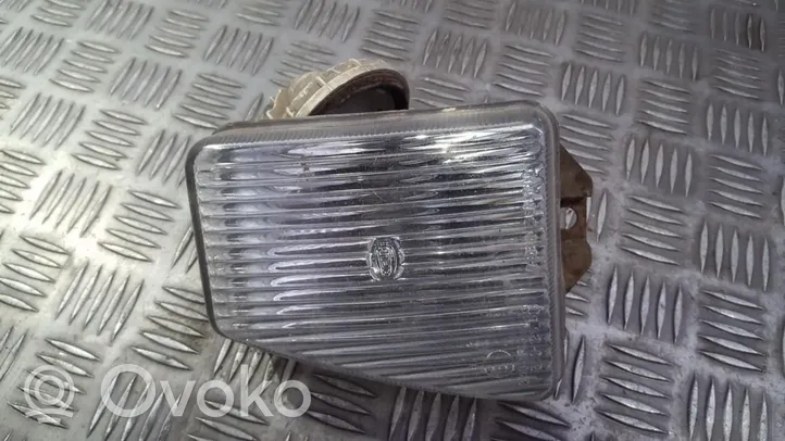 Volkswagen PASSAT B2 Headlight/headlamp 301125515