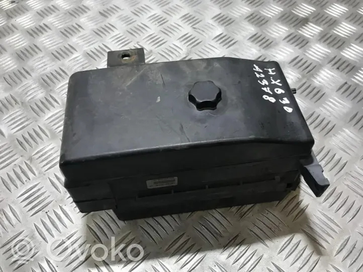 Hyundai XG Fuse box set 9122038000