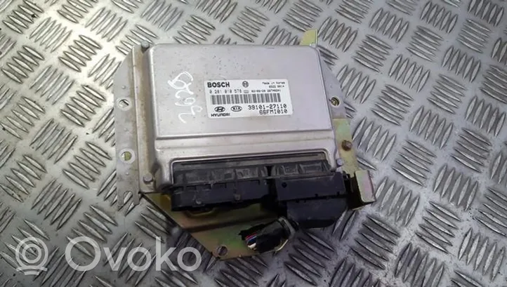 Hyundai Trajet Variklio valdymo blokas 0281010578