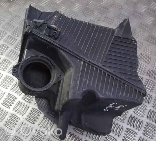 Renault Megane II Boîtier de filtre à air H8200176559