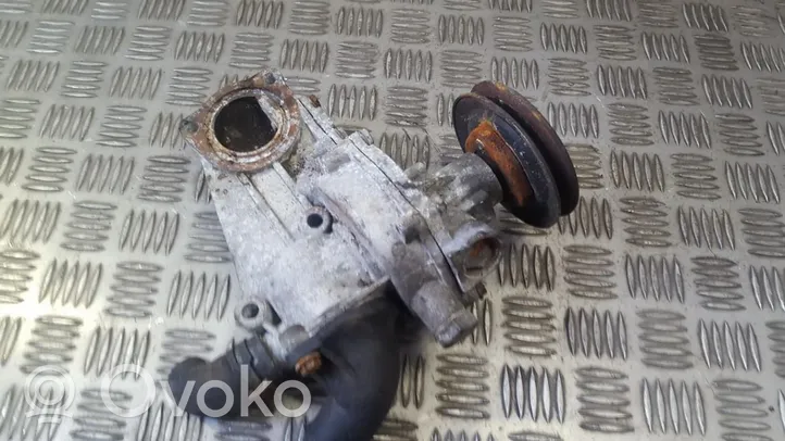 Volkswagen Golf III Water pump 030121121b