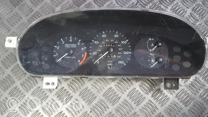 Mazda 323 Compteur de vitesse tableau de bord 