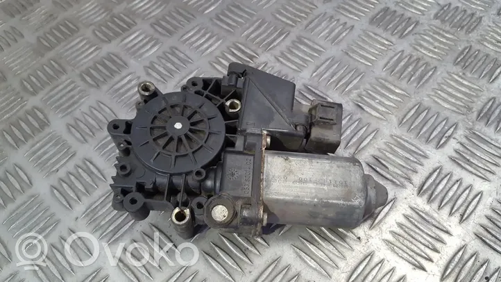 Audi A6 S6 C5 4B Motorino alzacristalli della portiera anteriore 4B0959802B