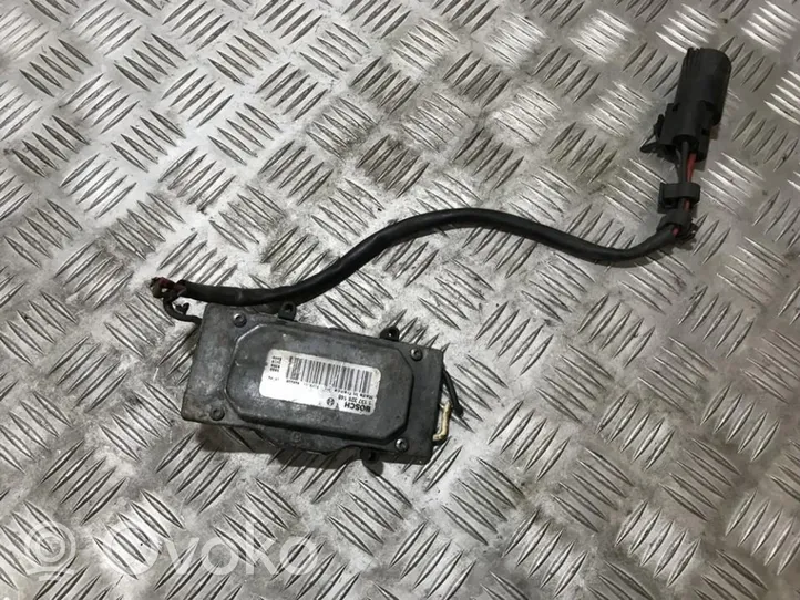 Ford Focus C-MAX Coolant fan relay 1137328148