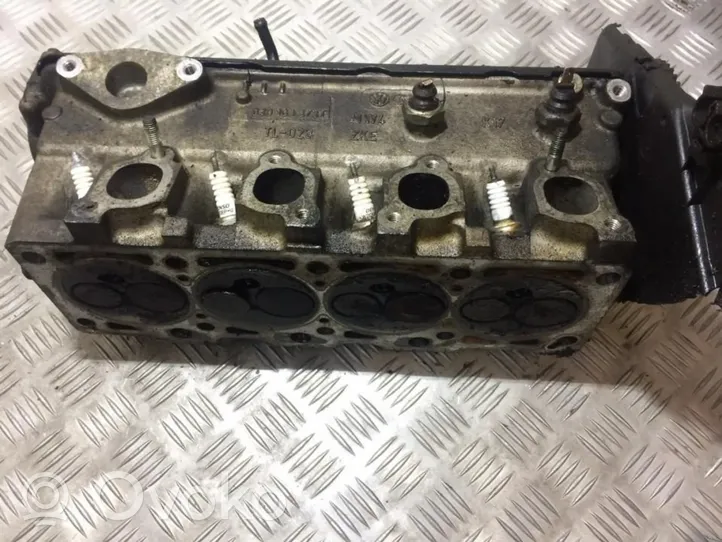 Volkswagen Golf III Engine head 030103373t