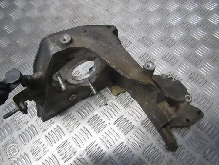 Alfa Romeo 147 Engine mounting bracket 46767681