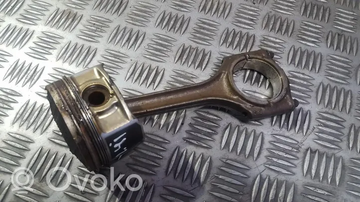 Audi A6 S6 C4 4A Piston with connecting rod 0776