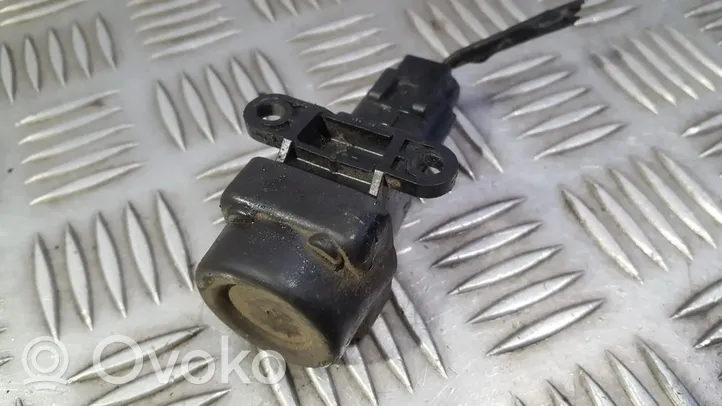 Opel Omega B1 Fuel cut-off switch 7790538