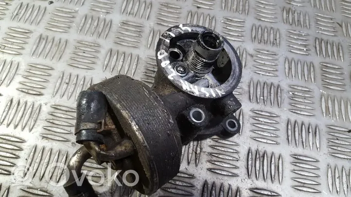 Nissan Primera Halterung Ölfilter / Ölkühler 