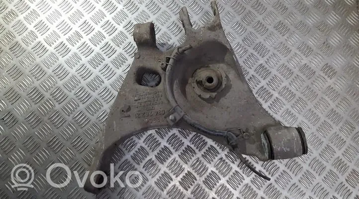 Audi A4 S4 B6 8E 8H Triangle bras de suspension supérieur arrière 8e0505311