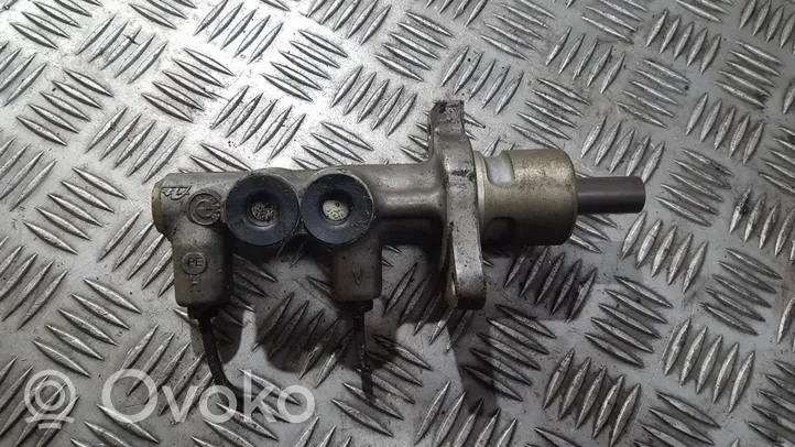 BMW 3 E36 Główny cylinder hamulca 1158940