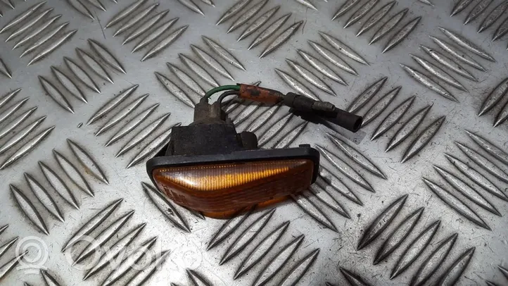 Honda Civic III Front fender indicator light SANTLEY5106