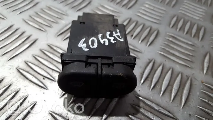 Ford Galaxy Przycisk / Przełącznik ogrzewania szyby przedniej / czołowej 7m0959621b