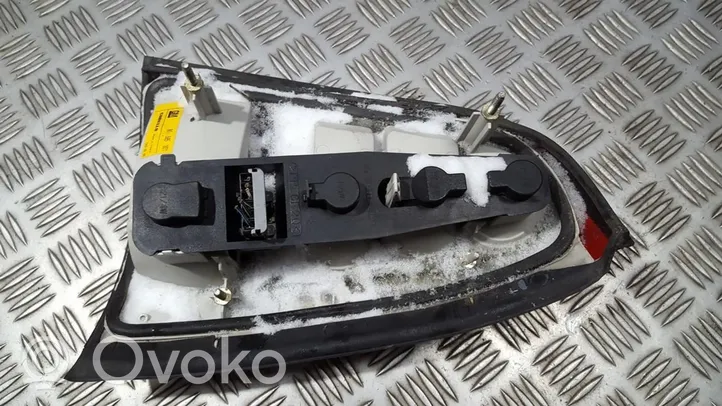 Opel Vectra B Galinis žibintas kėbule 90585001