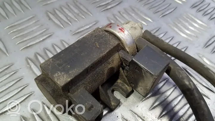 Opel Astra G Zawór podciśnienia / Elektrozawór turbiny 72190338