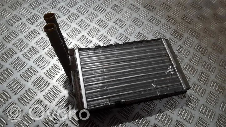 Audi A4 S4 B5 8D Radiateur de chauffage 893819031d