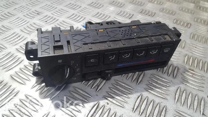 Nissan Primera Climate control unit d9908976902