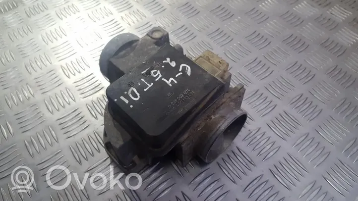 Audi A6 S6 C4 4A Przepływomierz masowy powietrza MAF 4a0133471