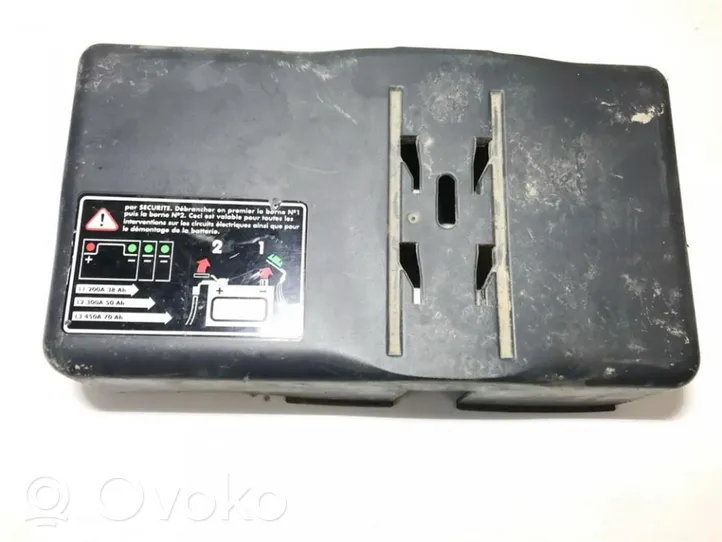 Citroen Xsara Picasso Couvercle de boîtier de batterie 9636499077