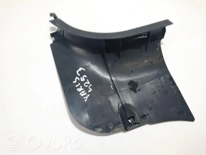 Toyota Yaris Verso Inne części wnętrza samochodu 6211152040