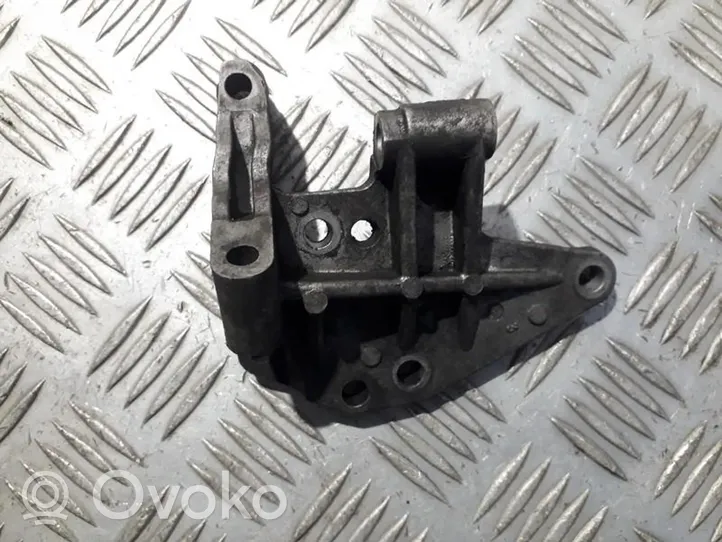 Peugeot Expert Engine mounting bracket 25365224