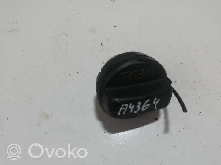 Honda CR-V Fuel tank filler cap 