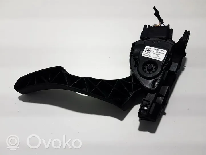 Volvo XC70 Pedal del acelerador 31329060