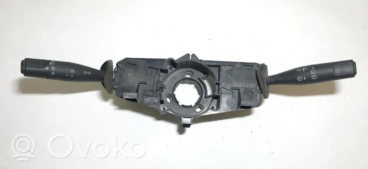 Peugeot 206 Interruptor/palanca de limpiador de luz de giro 96049597