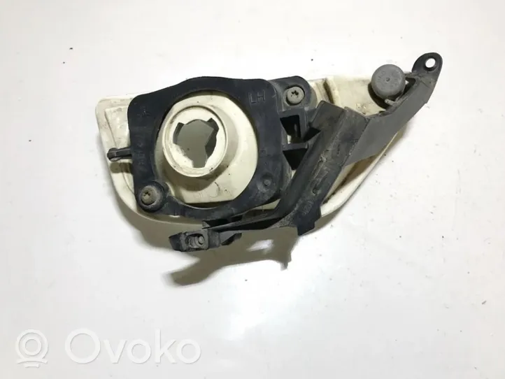 Ford Focus Światło przeciwmgłowe przednie 2m5115201ag