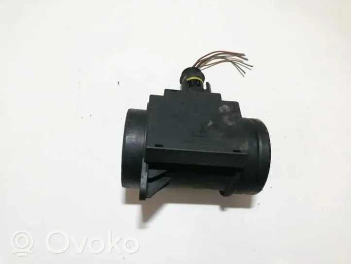 Opel Omega B1 Mass air flow meter 90528813