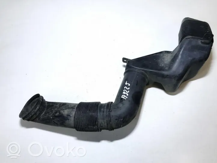 Audi A8 S8 D2 4D Air intake hose/pipe 4d0903655