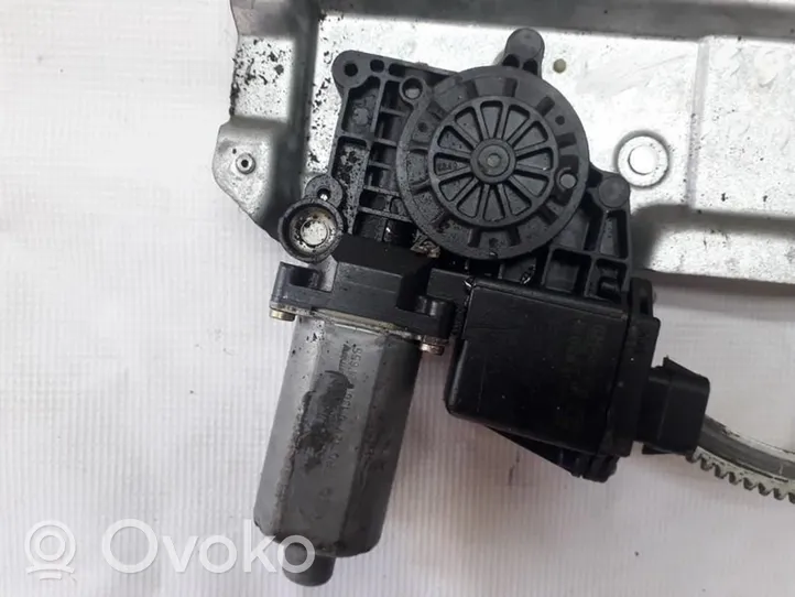 Opel Vectra B Priekinis varikliukas langų pakėlėjo 90520228