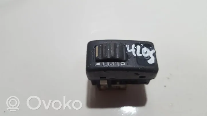 Volvo S70  V70  V70 XC Headlight level height control switch 9162960