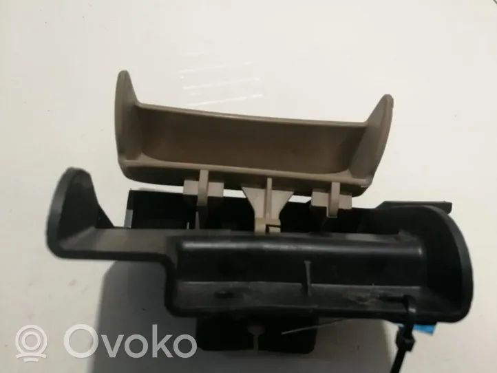 Chrysler Voyager Variklio dangčio (kapoto) rankenėlė 04675832