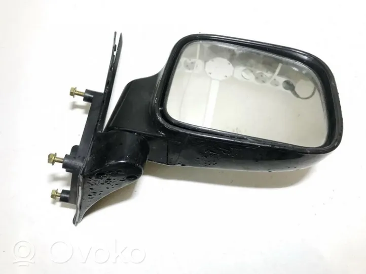 Isuzu Trooper Specchietto retrovisore elettrico portiera anteriore 010624