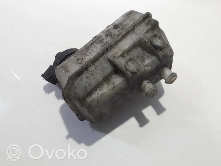 Renault Laguna I Brake fluid reservoir 7700823488