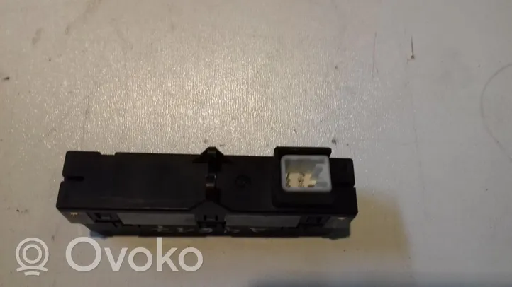 Toyota Prius (XW30) Wyłącznik poduszki powietrznej Airbag pasażera 8315047040