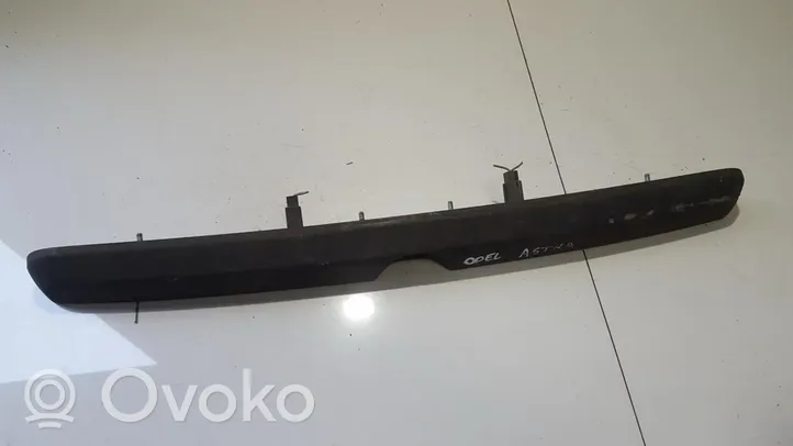 Opel Astra G Takaluukun rekisterikilven valon palkki 90587154