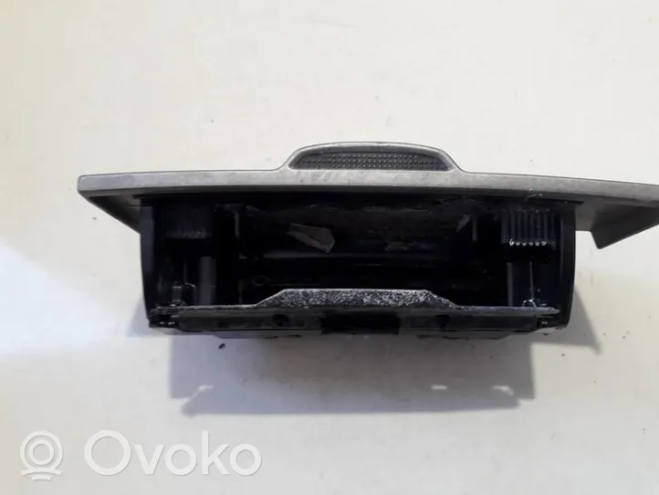 Toyota Corolla Verso E121 Auton tuhkakuppi 1A411027G