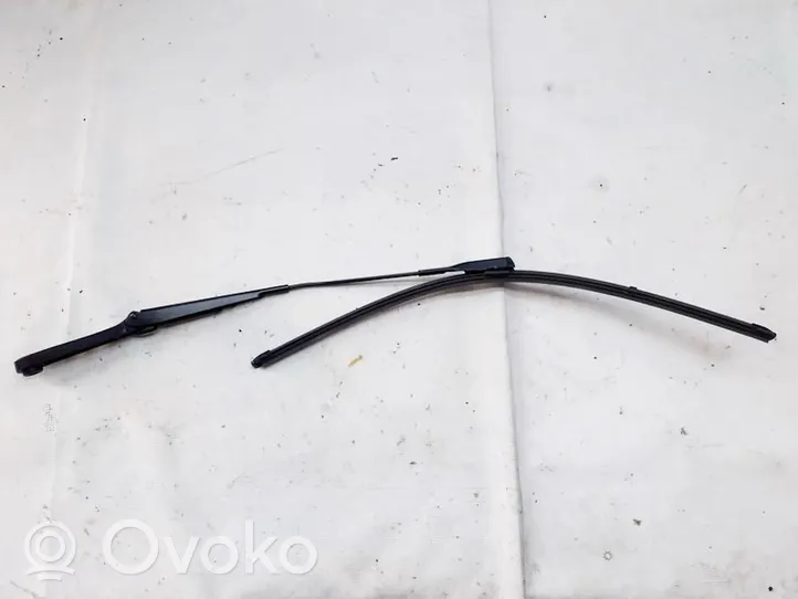 Audi A1 Front wiper blade arm 8x2955408